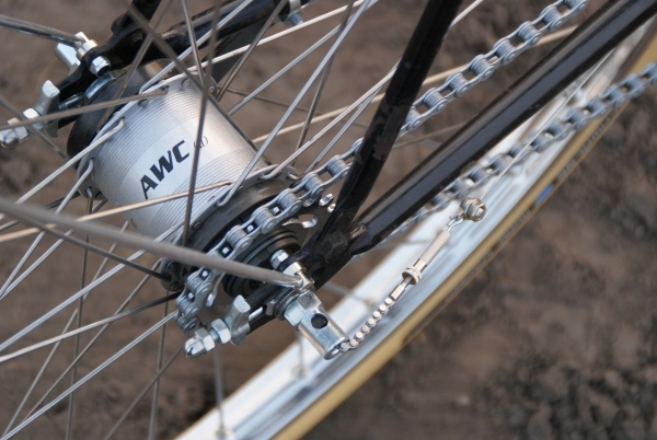 terugtraprem / coasterbrake